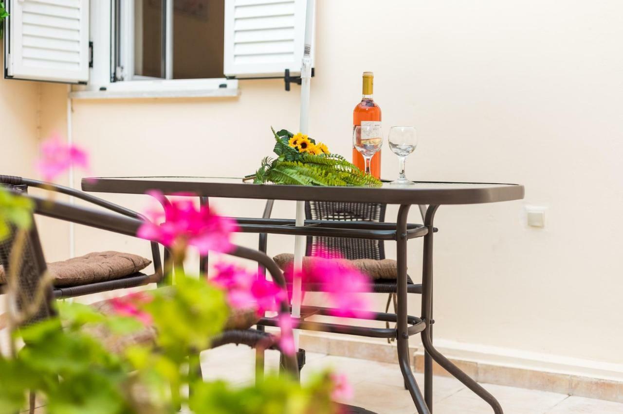 Margreco In Garitsa Villa Corfu  Ngoại thất bức ảnh